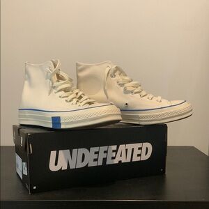 Converse Chuck Taylor White and Blue Sneakers High-Top